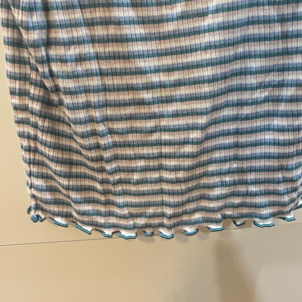 Tank Top - Picture 3 of 4